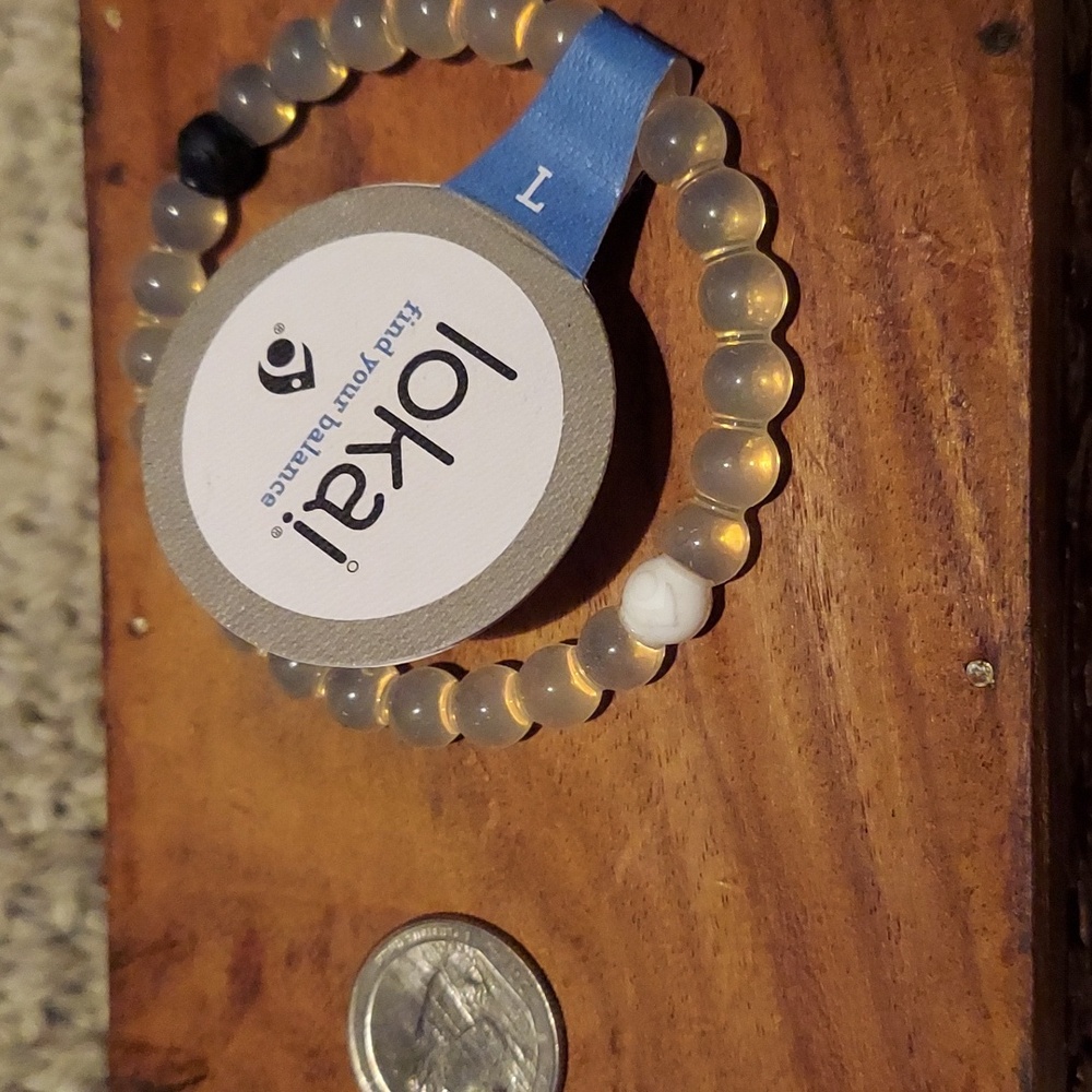 Nwt clear lokai bracelet. Size l.